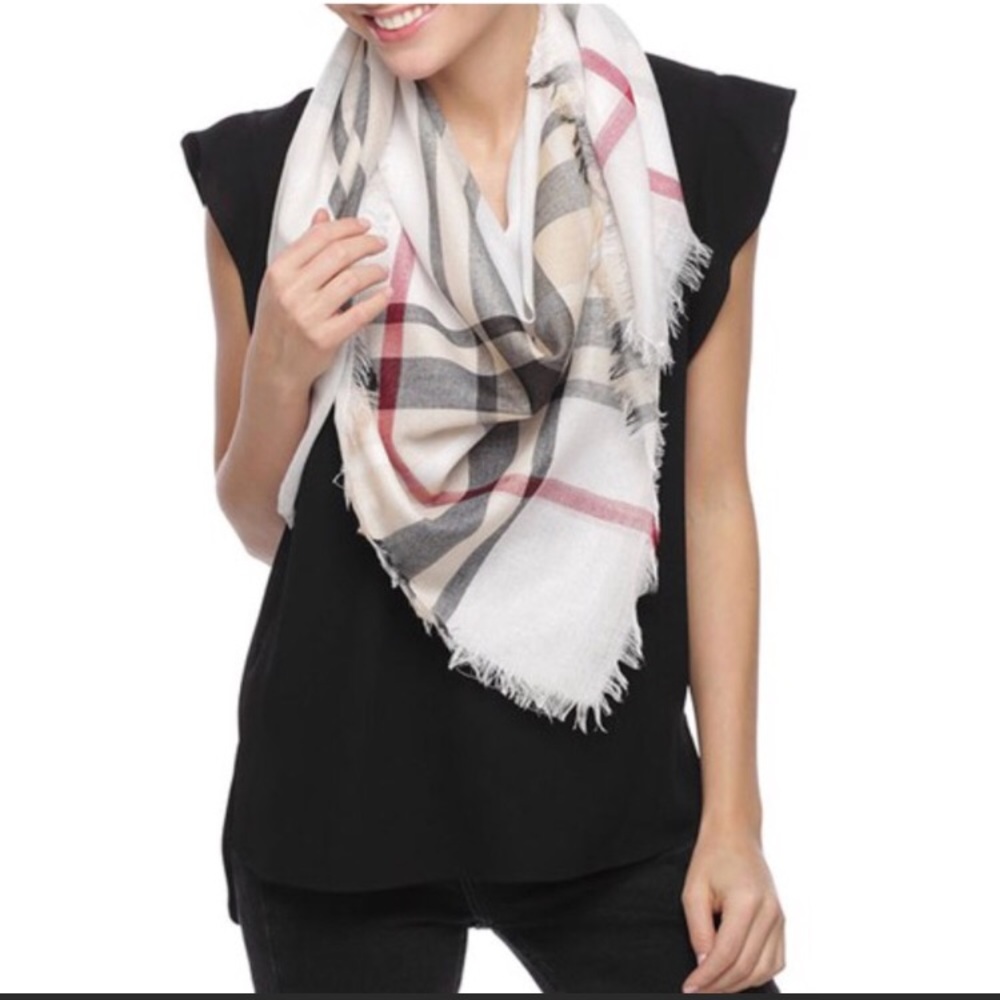 NEW! Super Soft Ivory Plaid Scarf